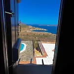 Pi فيلة *